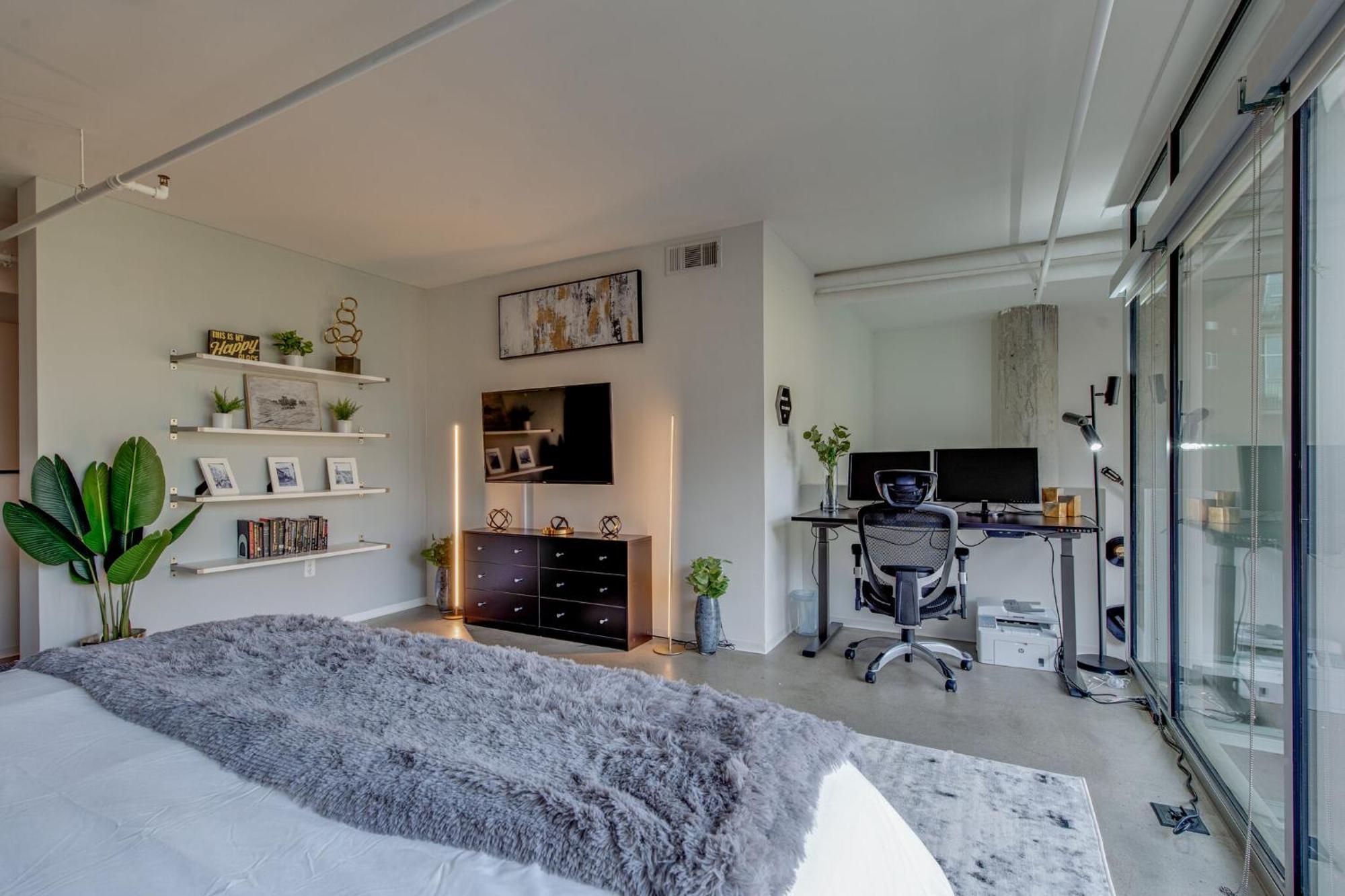 Luxe + Modern Johnny Cash Inspired Executive Condo Nashville Buitenkant foto